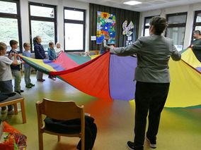 Vorstellung der Kommunionkinder in St. Crescentius ( © Karl-Franz Thiede)